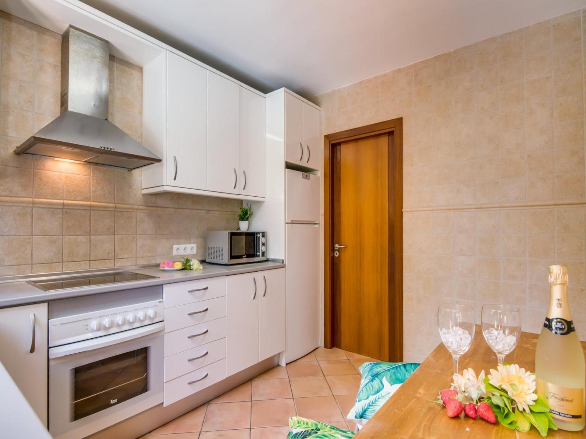 Vakantiehuis With Private Swimming Pool